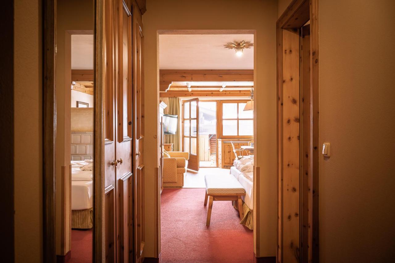 Hotel Tirolerhof - Familotel Zugspitze Ehrwald Extérieur photo